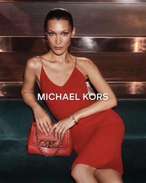 michael kors cashier job description|Michael Kors Cashier Jobs .